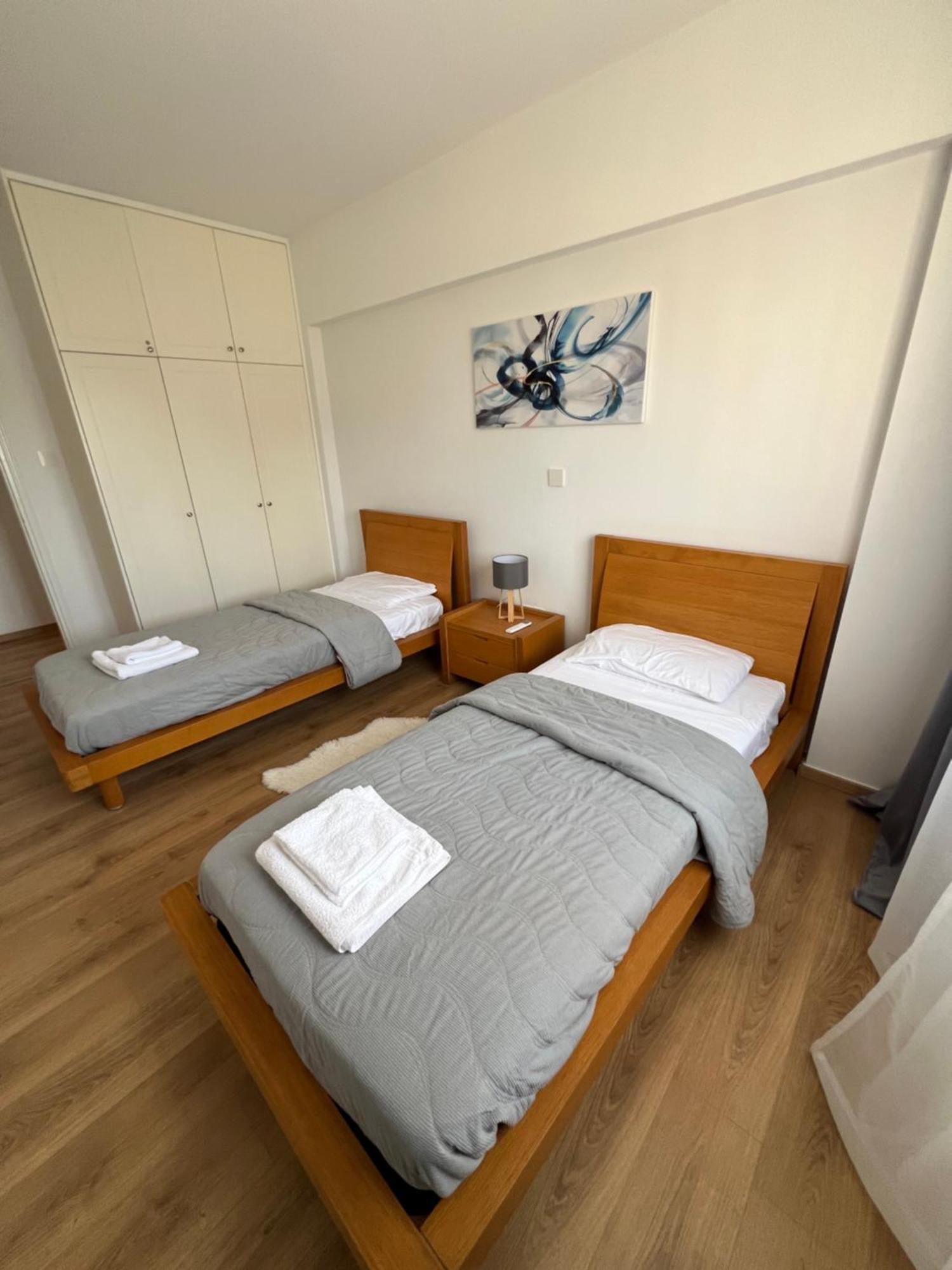 Iris Village Grand Apartment Paphos Luaran gambar