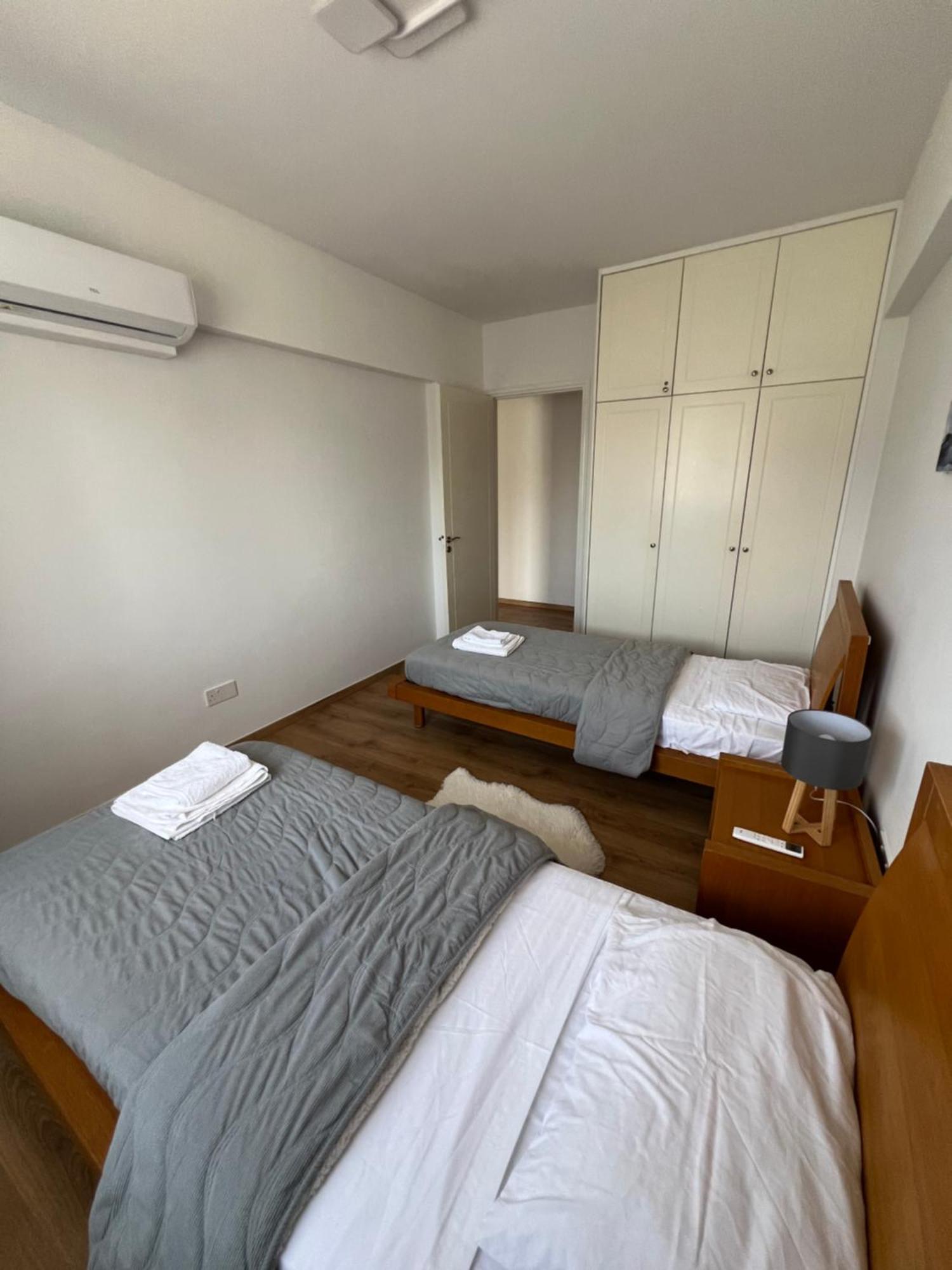 Iris Village Grand Apartment Paphos Luaran gambar