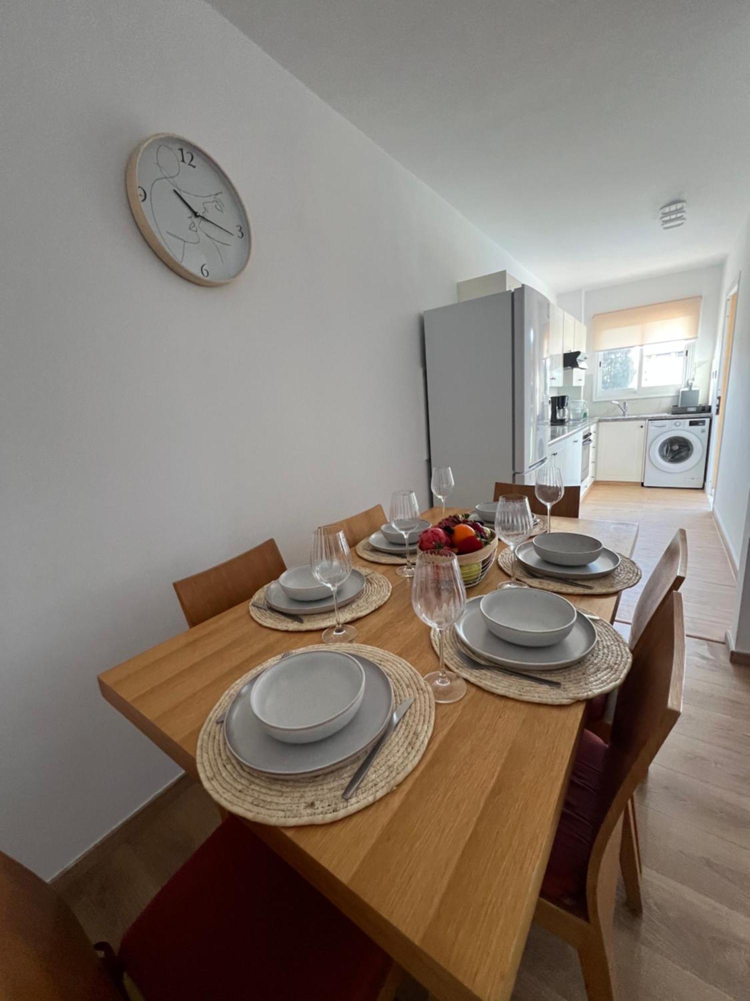Iris Village Grand Apartment Paphos Luaran gambar